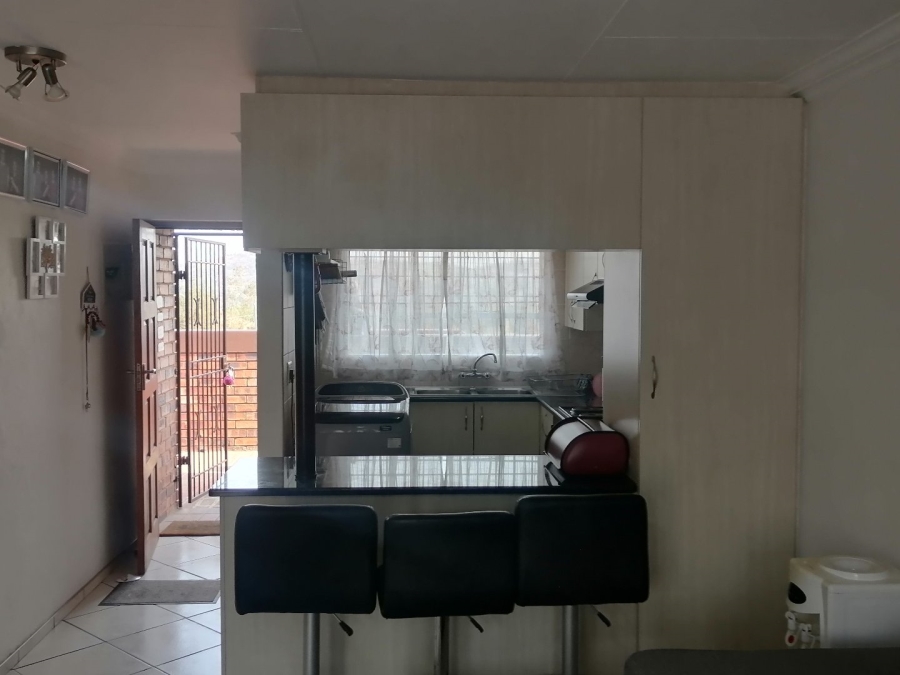 2 Bedroom Property for Sale in Bassonia Gauteng