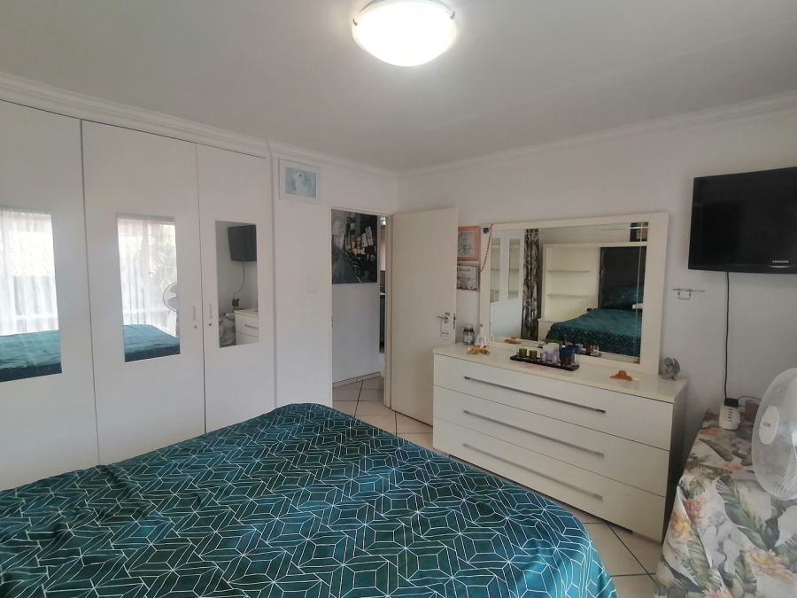 2 Bedroom Property for Sale in Bassonia Gauteng
