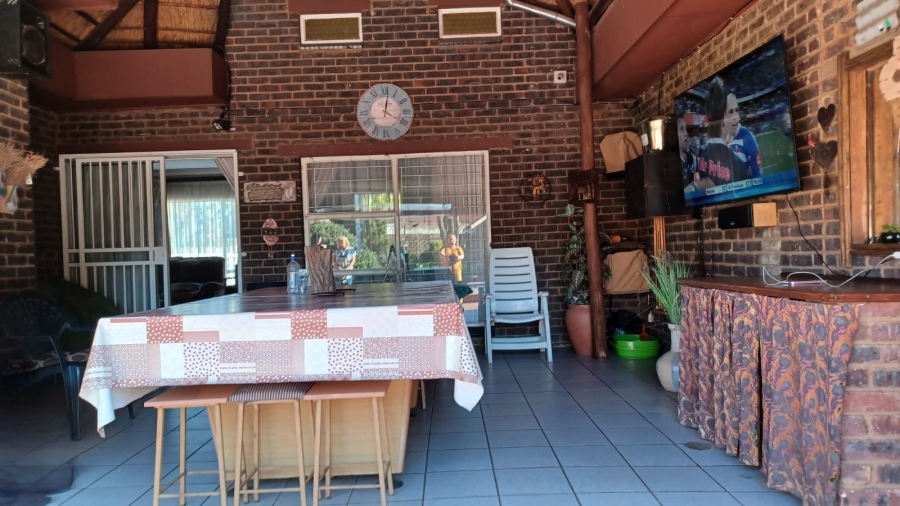 3 Bedroom Property for Sale in Falcon Ridge Gauteng