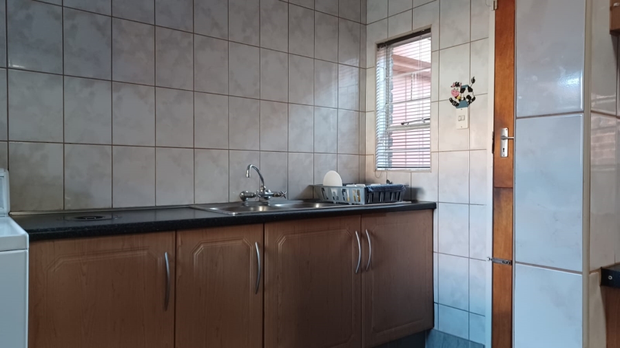 3 Bedroom Property for Sale in Falcon Ridge Gauteng