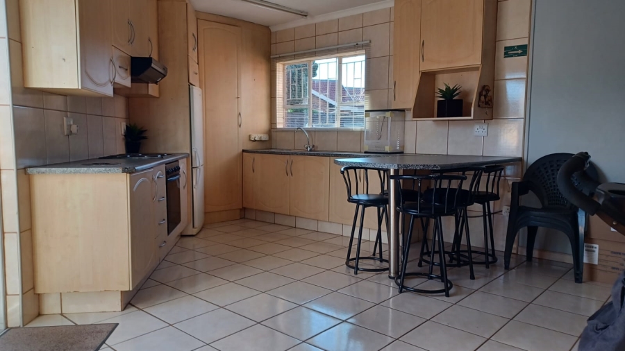 3 Bedroom Property for Sale in Falcon Ridge Gauteng