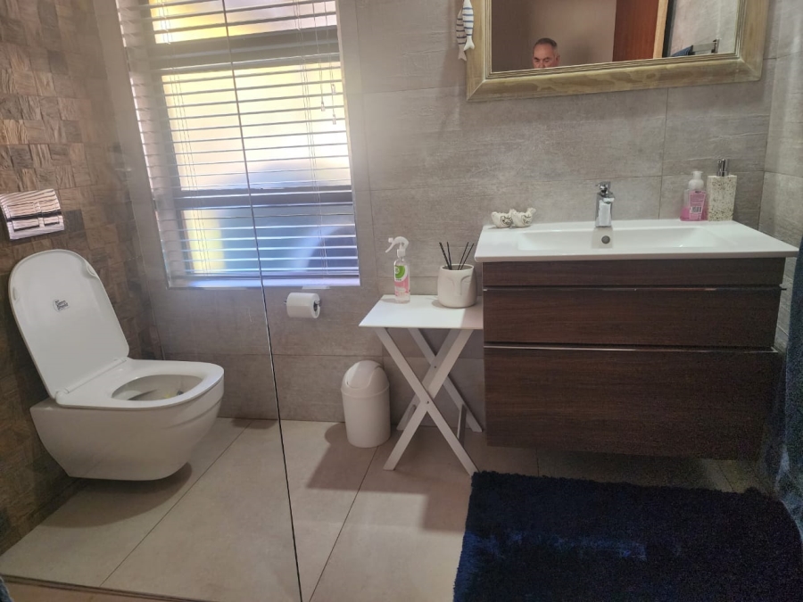 4 Bedroom Property for Sale in Arcon Park Gauteng