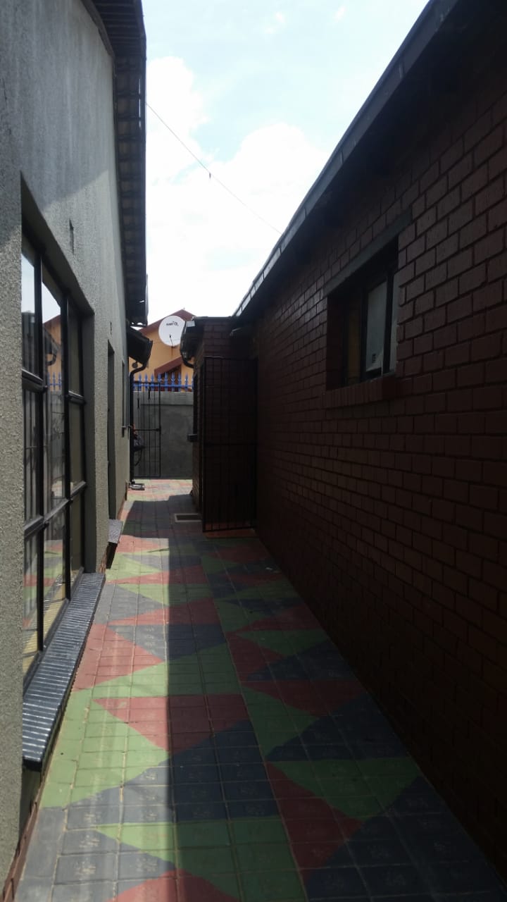 3 Bedroom Property for Sale in Rabie Ridge Gauteng