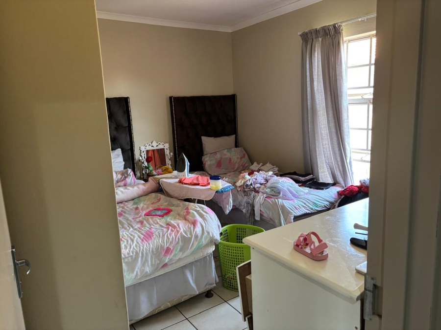 3 Bedroom Property for Sale in Annlin Gauteng