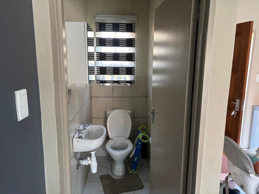 3 Bedroom Property for Sale in Annlin Gauteng