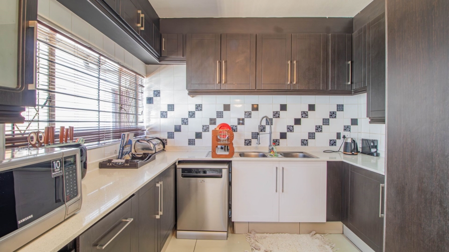 3 Bedroom Property for Sale in Eastleigh Gauteng