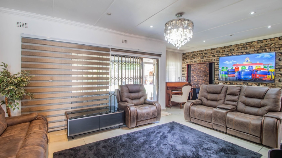 3 Bedroom Property for Sale in Eastleigh Gauteng
