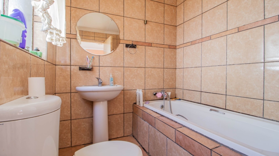 3 Bedroom Property for Sale in Eastleigh Gauteng