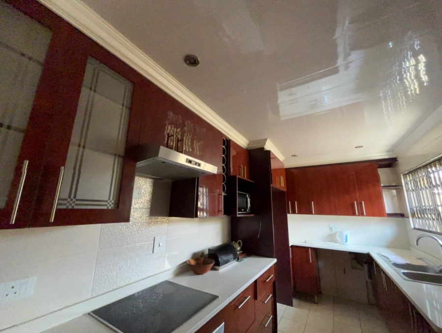 3 Bedroom Property for Sale in Meredale Gauteng