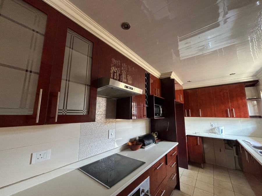 3 Bedroom Property for Sale in Meredale Gauteng
