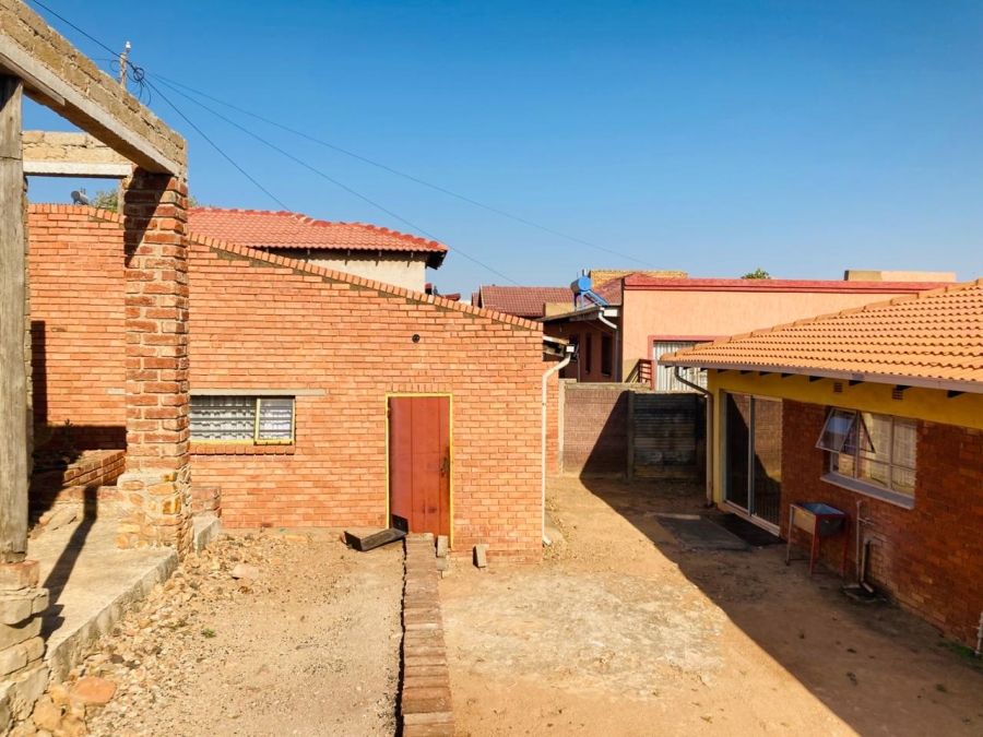 3 Bedroom Property for Sale in Soshanguve AA Gauteng