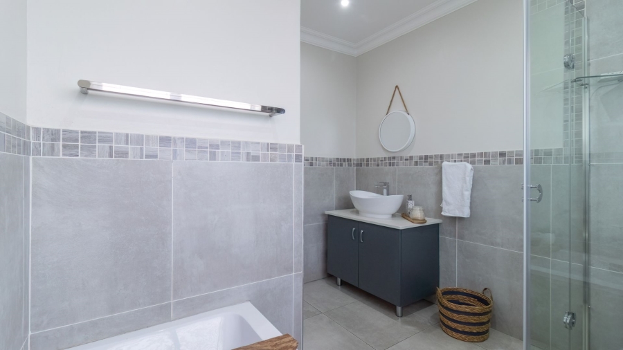 3 Bedroom Property for Sale in Beyers Park Gauteng