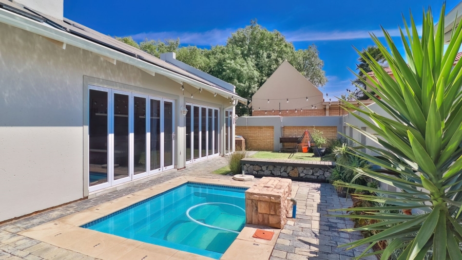 3 Bedroom Property for Sale in Beyers Park Gauteng