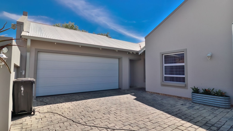 3 Bedroom Property for Sale in Beyers Park Gauteng