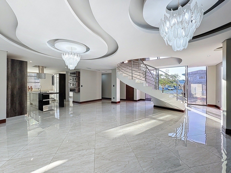 5 Bedroom Property for Sale in Lombardy Gauteng