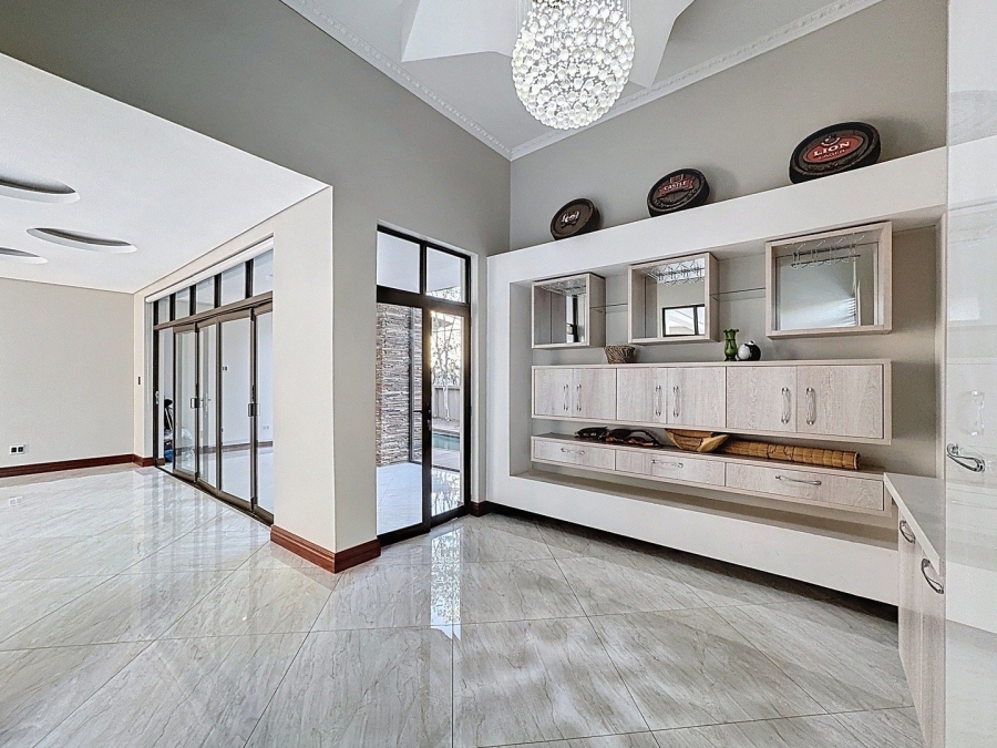5 Bedroom Property for Sale in Lombardy Gauteng