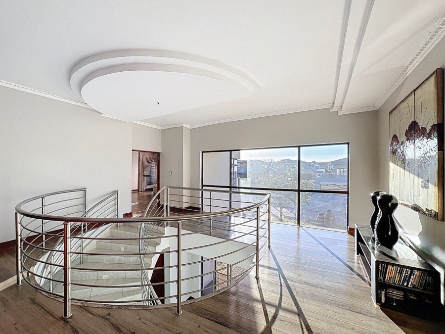 5 Bedroom Property for Sale in Lombardy Gauteng