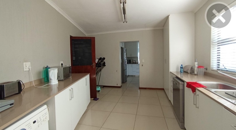 6 Bedroom Property for Sale in Midstream Estate Gauteng