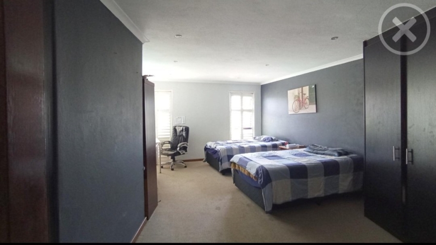 6 Bedroom Property for Sale in Midstream Estate Gauteng