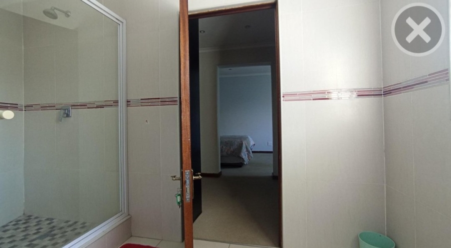 6 Bedroom Property for Sale in Midstream Estate Gauteng