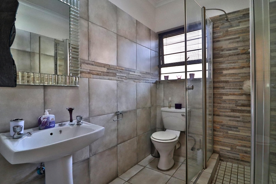 3 Bedroom Property for Sale in Sharonlea Gauteng