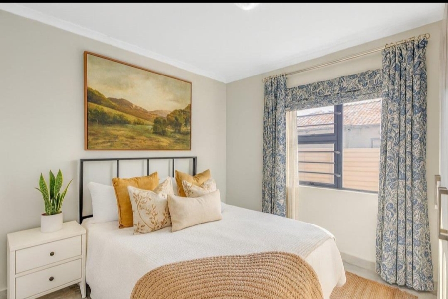 3 Bedroom Property for Sale in Windmill Park Gauteng