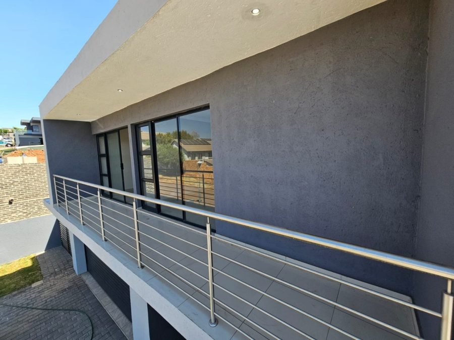 4 Bedroom Property for Sale in Eldo Village Estate Gauteng