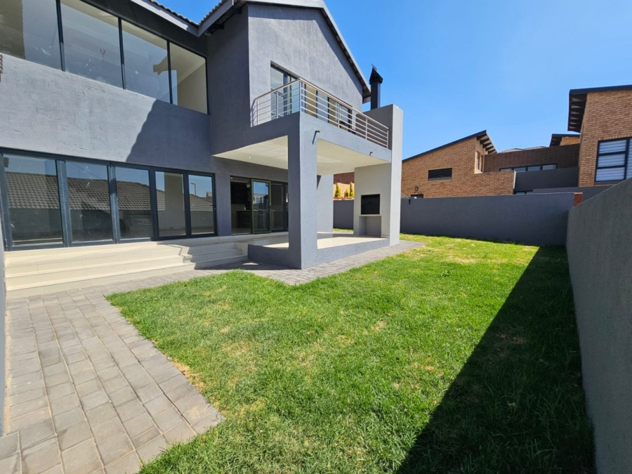 4 Bedroom Property for Sale in Eldo Village Estate Gauteng