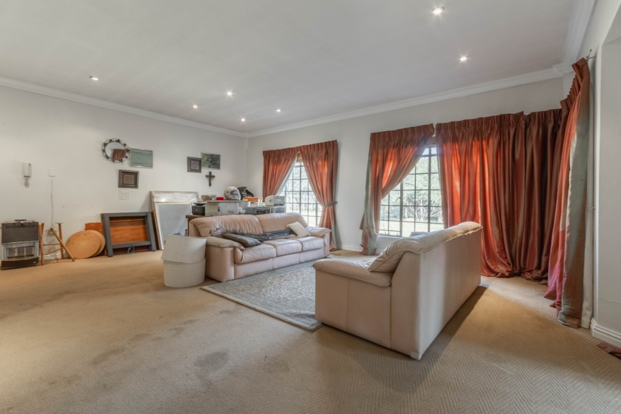 4 Bedroom Property for Sale in Norton Home Estate AH Gauteng