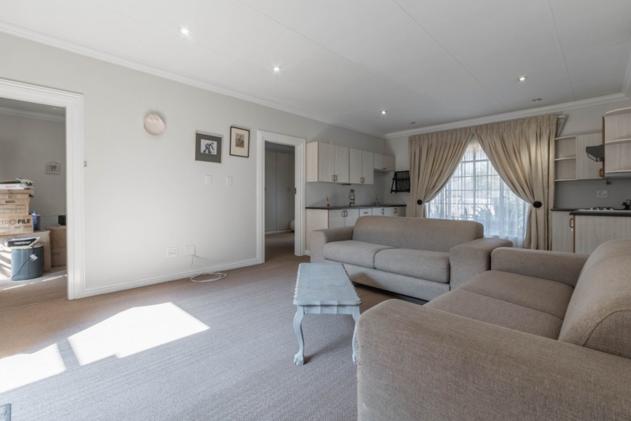 4 Bedroom Property for Sale in Norton Home Estate AH Gauteng
