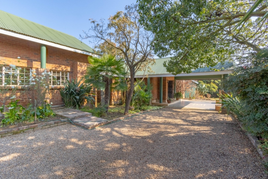 4 Bedroom Property for Sale in Norton Home Estate AH Gauteng