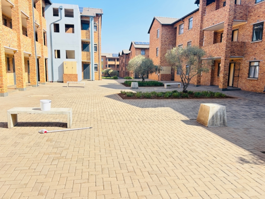 2 Bedroom Property for Sale in Sky City Gauteng