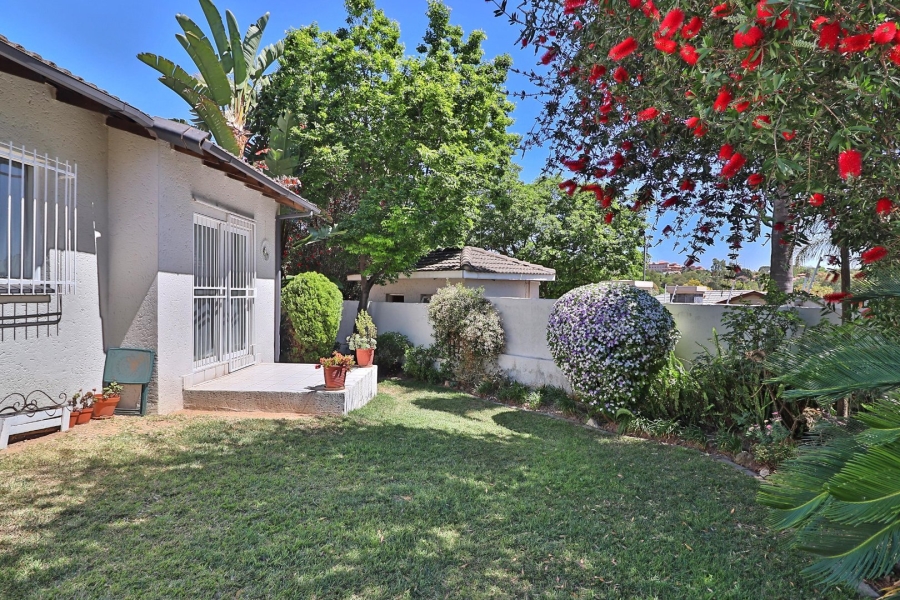 2 Bedroom Property for Sale in North Riding Gauteng