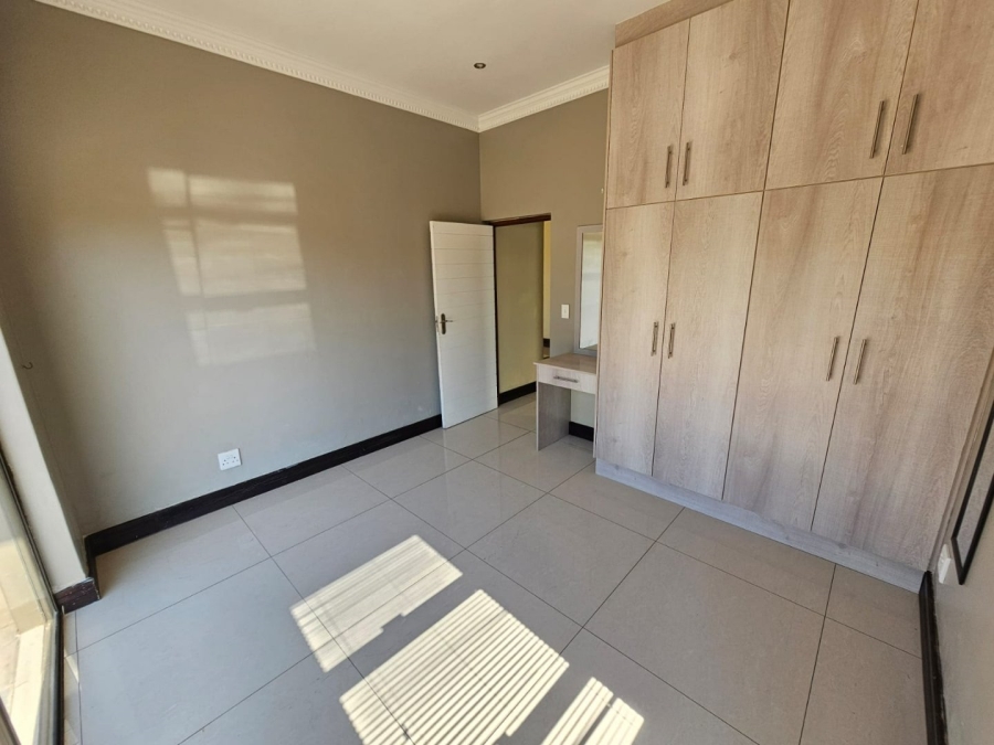To Let 4 Bedroom Property for Rent in Copperleaf Estate Gauteng