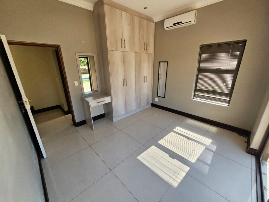 To Let 4 Bedroom Property for Rent in Copperleaf Estate Gauteng