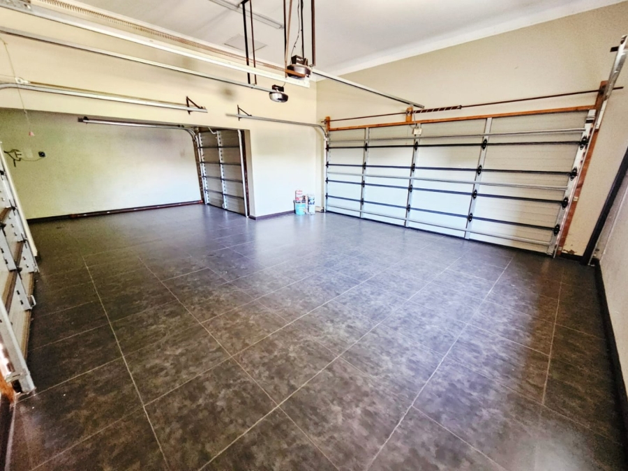 To Let 4 Bedroom Property for Rent in Copperleaf Estate Gauteng
