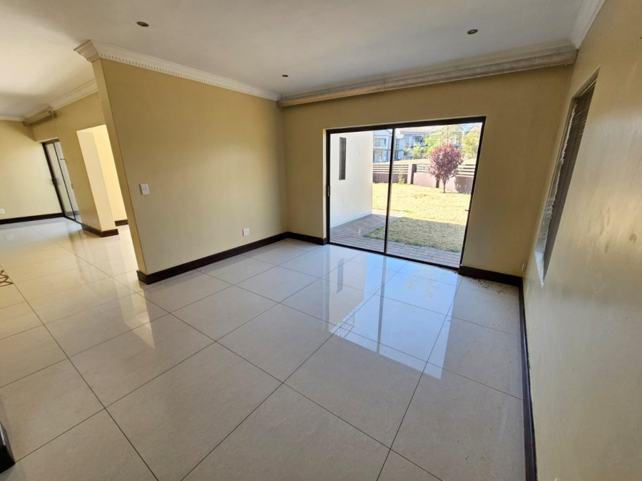 To Let 4 Bedroom Property for Rent in Copperleaf Estate Gauteng