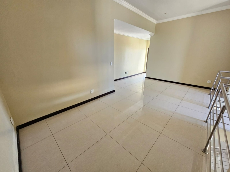 To Let 4 Bedroom Property for Rent in Copperleaf Estate Gauteng