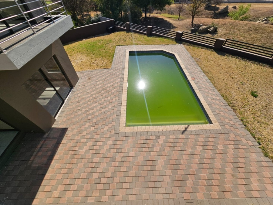 To Let 4 Bedroom Property for Rent in Copperleaf Estate Gauteng