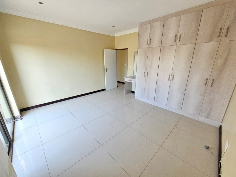 To Let 4 Bedroom Property for Rent in Copperleaf Estate Gauteng