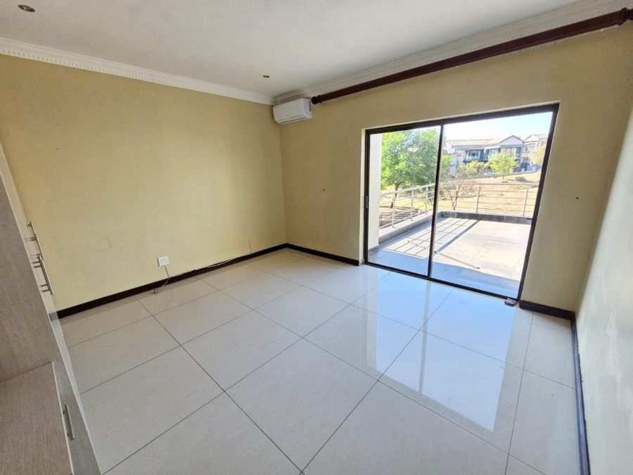 To Let 4 Bedroom Property for Rent in Copperleaf Estate Gauteng