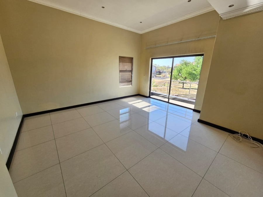 To Let 4 Bedroom Property for Rent in Copperleaf Estate Gauteng