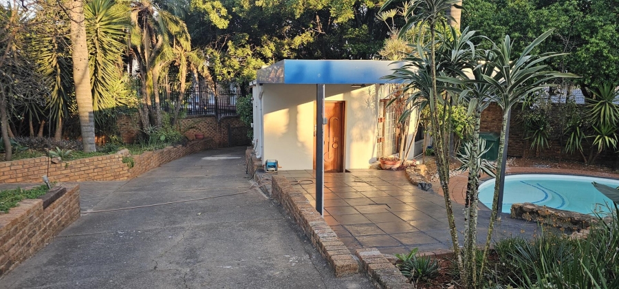 4 Bedroom Property for Sale in La Montagne Gauteng