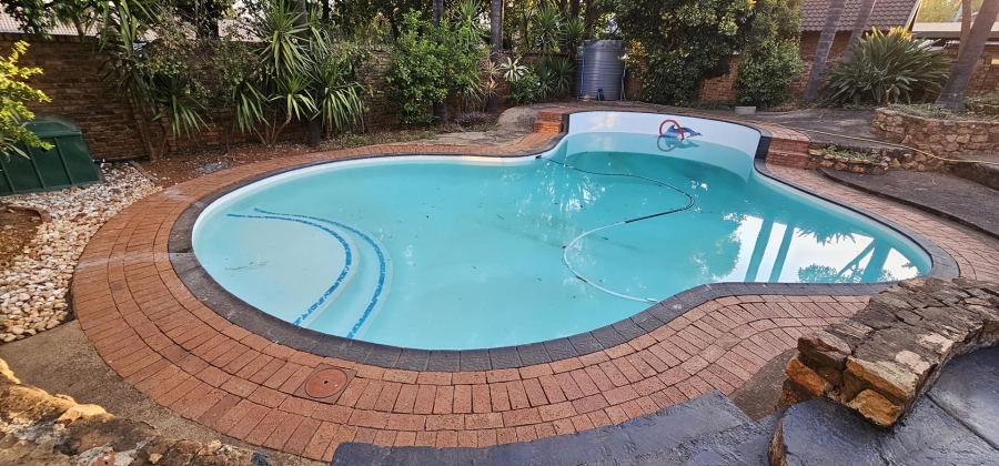 4 Bedroom Property for Sale in La Montagne Gauteng