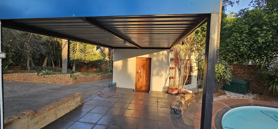 4 Bedroom Property for Sale in La Montagne Gauteng