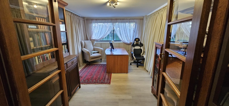 4 Bedroom Property for Sale in La Montagne Gauteng