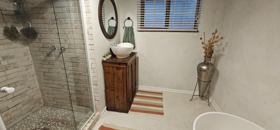 4 Bedroom Property for Sale in La Montagne Gauteng