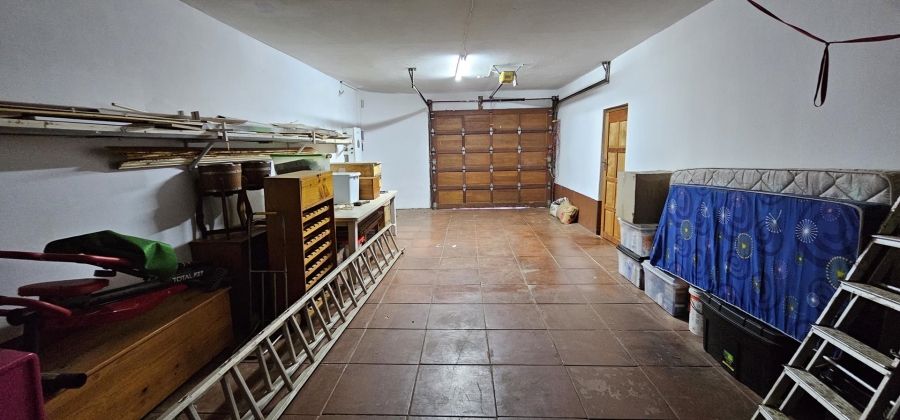 4 Bedroom Property for Sale in La Montagne Gauteng