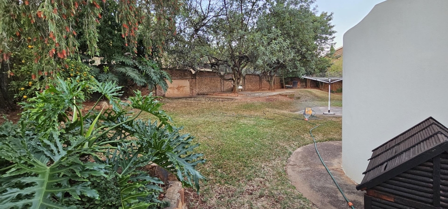 4 Bedroom Property for Sale in La Montagne Gauteng