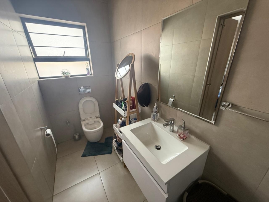 To Let 3 Bedroom Property for Rent in Raslouw Gauteng